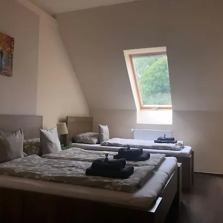 Stefi Termalfuerdo Koezeleben Lejlighed Eger