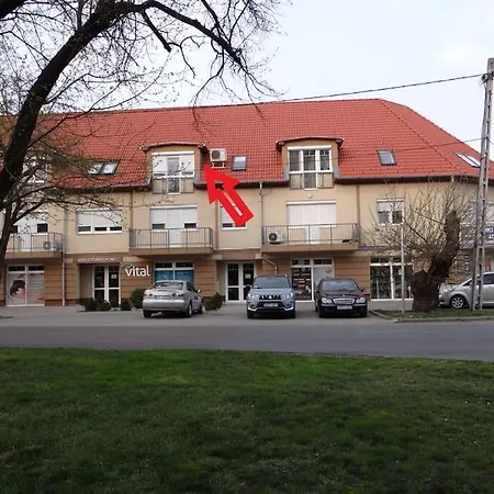 Stefi Termalfuerdo Koezeleben Lägenhet Eger